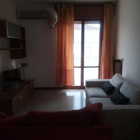Casa Qui A 300 Mt Dal Mare Apartment