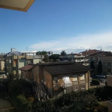 Casa Qui A 300 Mt Dal Mare Apartman *